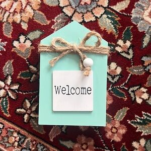 “Welcome” Decorative Wood Accent